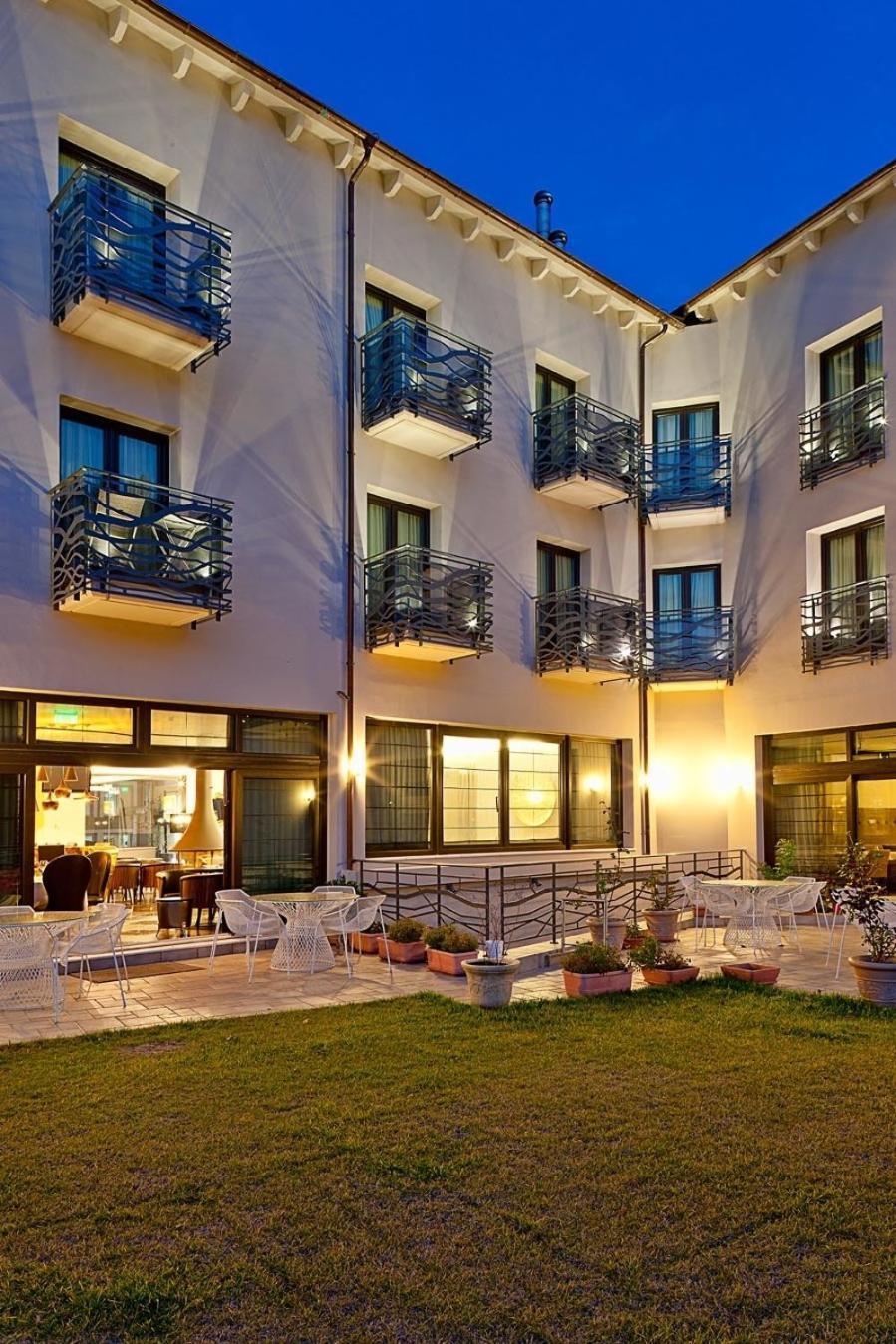 Kalavrita Canyon Hotel&Spa Bagian luar foto